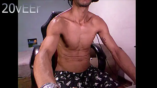 20vEEr online show from November 16, 9:20 pm