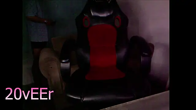 20vEEr online show from November 17, 9:42 pm