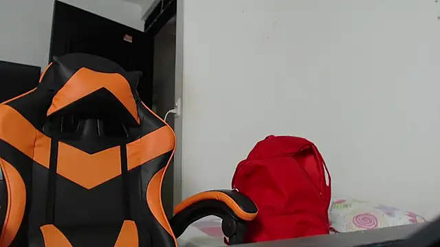 ADAM HOT online show from December 18, 12:27 am