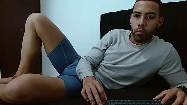 Hendry  online show from January 26, 2:56 am