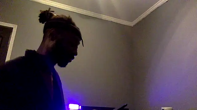 shomeagudtyme online show from December 4, 9:01 pm