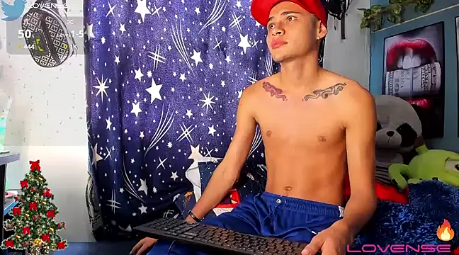 soyander03  online show from December 13, 2:27 pm