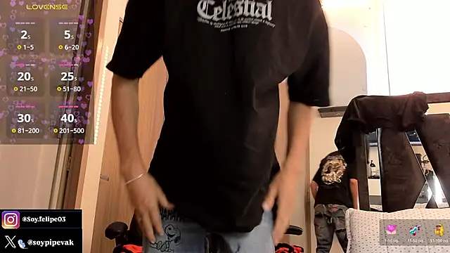 soyander03  online show from March 19, 12:09 pm