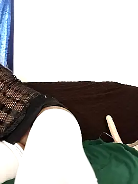 Snapshot of Nippled_Beauty chatting on November 27, 7:32 am Nippled Beauty online show from November 27, 7:32 am