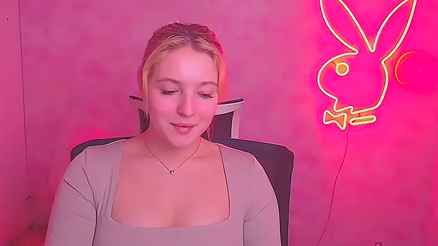 Milka kiss  online show from February 16, 3:48 pm