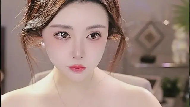 Qiaoqiao  online show from February 11, 3:39 pm