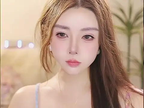 Snapshot of Qiaoqiao_ chatting on July 11, 4:10 pm Qiaoqiao online show from July 11, 4:10 pm