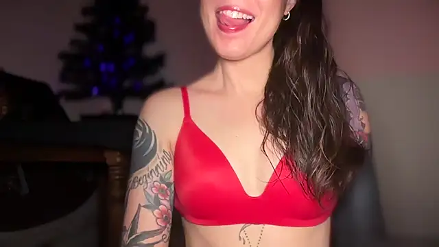 Snapshot of Goldensexetary69 chatting on October 8, 2:09 am Goldensexetary69 online show from October 8, 2:09 am