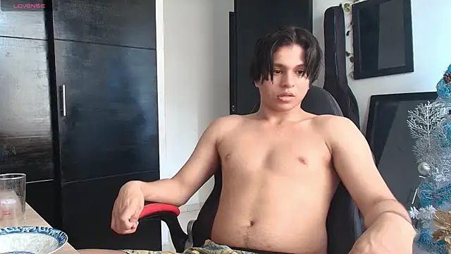 Snapshot of Haruto2001 chatting on January 17, 5:08 pm Haruto2001 online show from January 17, 5:08 pm