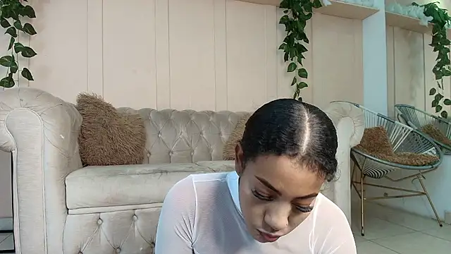 flavia cruz online show from February 8, 7:17 pm