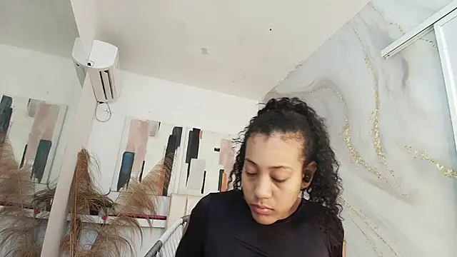 flavia cruz online show from June 17, 12:29 pm