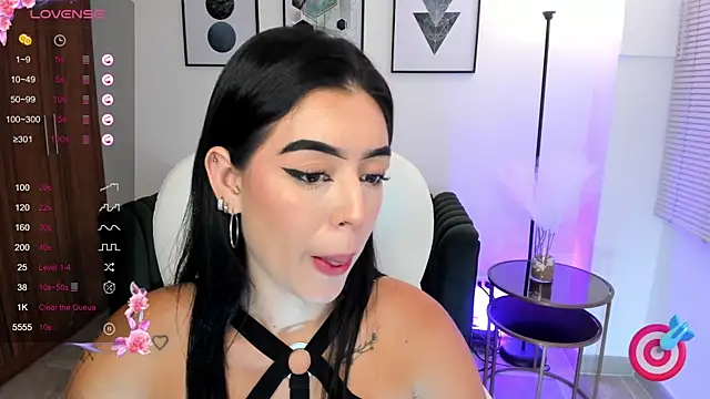 zoee jackson online show from February 5, 6:59 pm