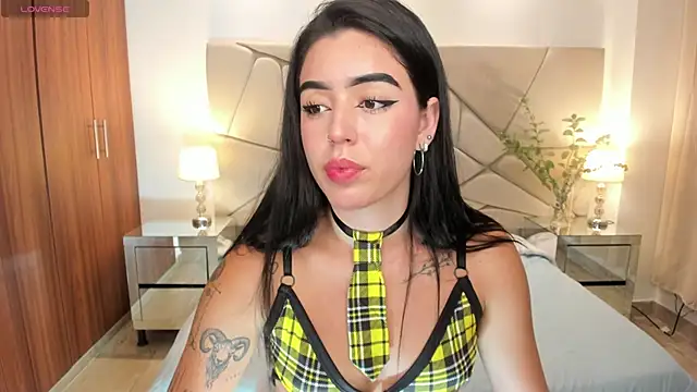 zoee jackson online show from February 20, 9:53 pm