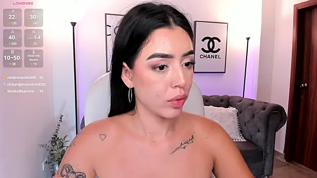 zoee jackson online show from March 22, 1:32 am