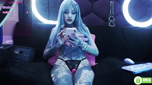 TyphoidMary online show from November 18, 12:49 am