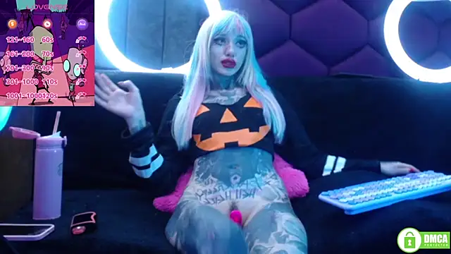 TyphoidMary online show from December 2, 10:49 pm