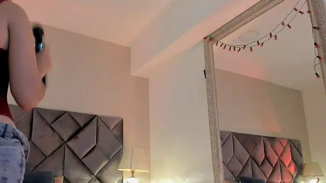 Luisa0110 online show from May 9, 5:18 pm