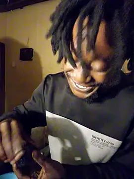 Snapshot of Hentaii001 chatting on December 24, 1:27 am Hentaii001 online show from December 24, 1:27 am