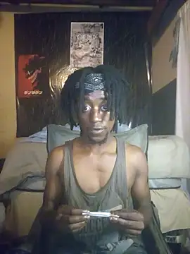 Snapshot of Hentaii001 chatting on October 14, 2:56 am Hentaii001 online show from October 14, 2:56 am