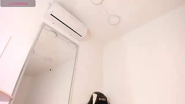 vera candella online show from November 12, 11:10 am