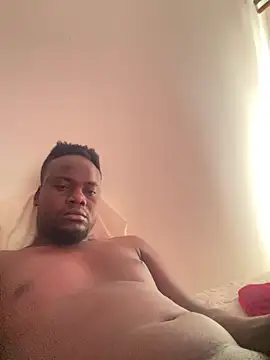 Snapshot of Andricastro chatting on December 17, 11:28 am Andricastro online show from December 17, 11:28 am