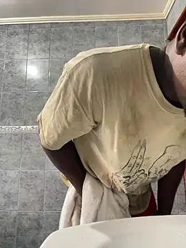 Snapshot of Andricastro chatting on January 4, 11:43 am Andricastro online show from January 4, 11:43 am