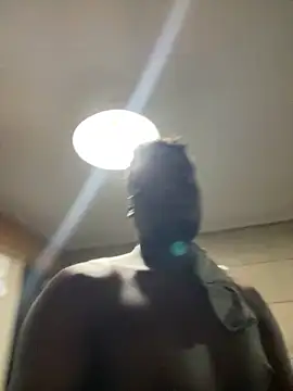 Snapshot of Andricastro chatting on February 7, 12:42 am Andricastro online show from February 7, 12:42 am