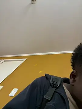 Snapshot of Andricastro chatting on February 26, 9:37 pm Andricastro online show from February 26, 9:37 pm