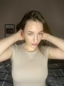 EdnaBradley online show from December 17, 2:01 pm