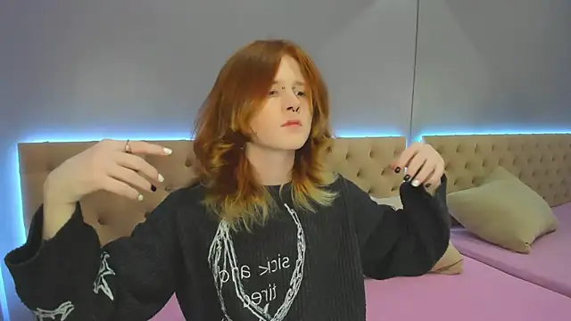 Snapshot of ZaynGraham chatting on February 8, 5:22 am ZaynGraham online show from February 8, 5:22 am