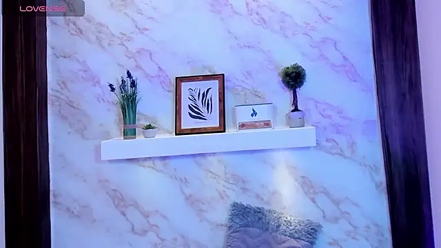 Snapshot of AmyBarton02 chatting on November 8, 5:34 pm AmyBarton02 online show from November 8, 5:34 pm