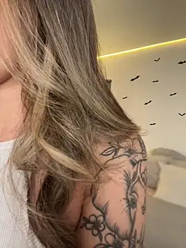 AmmyCollinsW online show from November 8, 8:07 pm