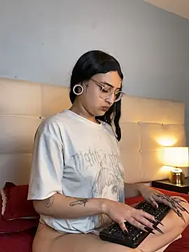 Cintya Kros online show from March 4, 7:22 pm