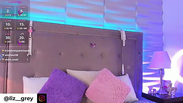 Liz grey  online show from March 13, 12:59 am