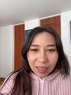 Aimilayne online show from April 26, 3:32 pm