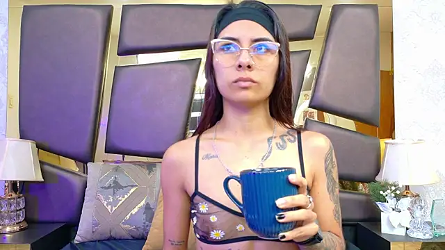 NicoleEsposito online show from January 7, 12:40 pm