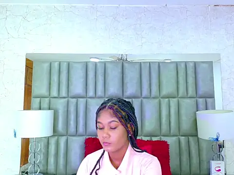 Snapshot of AlisonJaimes chatting on September 17, 1:35 pm AlisonJaimes online show from September 17, 1:35 pm