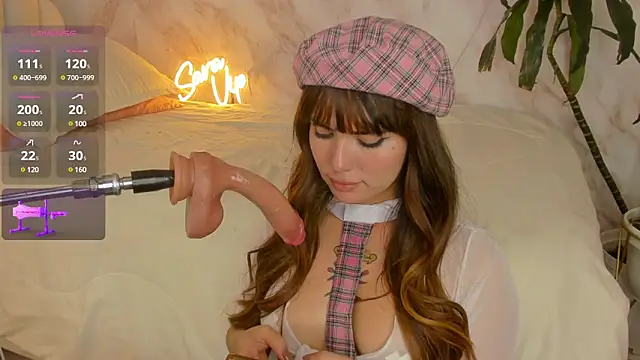 Saravipper1 online show from December 8, 4:14 am