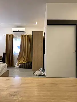 hardfukr0088 online show from April 12, 3:33 am