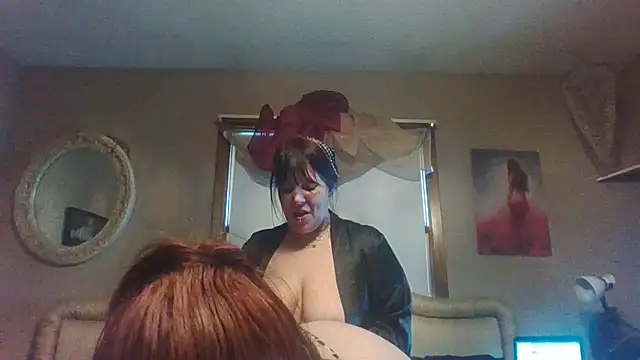 Snapshot of nora_lane chatting on January 17, 3:32 pm nora lane online show from January 17, 3:32 pm