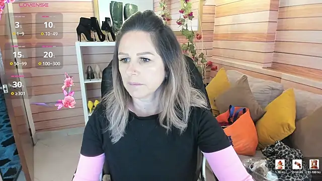 Victoria collins 1 online show from April 26, 10:57 am