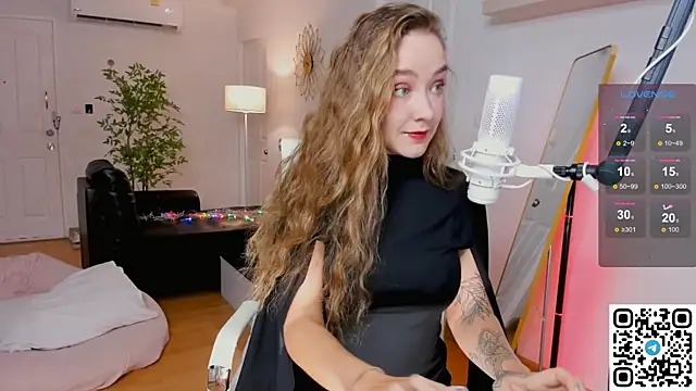 AngelPaull online show from November 8, 9:24 pm