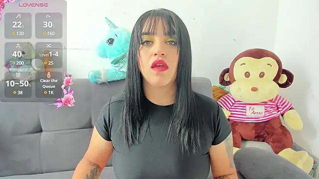 Snapshot of alyssa_magiic chatting on January 21, 8:54 pm alyssa magiic online show from January 21, 8:54 pm