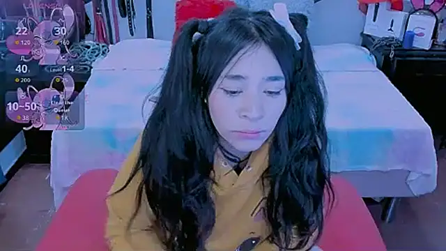 AlanaLuck online show from December 20, 7:59 am