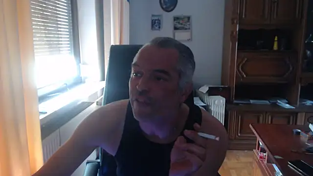 Snapshot of JohnnyD80 chatting on June 15, 1:35 pm JohnnyD80 online show from June 15, 1:35 pm