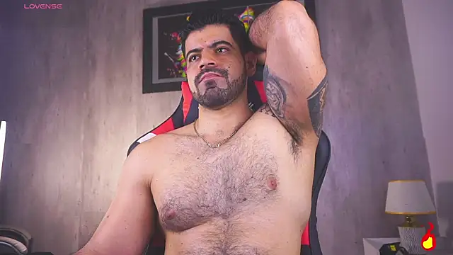 king hard online show from April 26, 1:31 pm