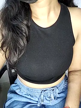 Ms Neera online show from February 22, 5:46 pm