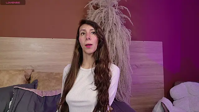 luna willians online show from April 27, 5:55 pm