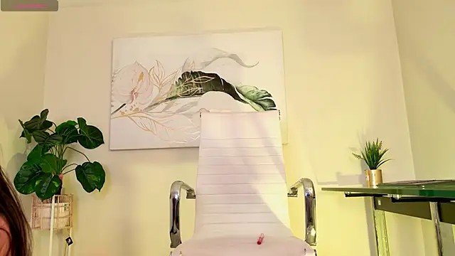 Snapshot of luna_willians chatting on May 11, 6:49 pm luna willians online show from May 11, 6:49 pm