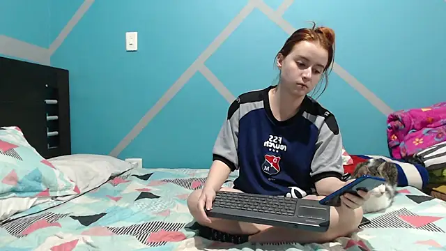 Nanna and Balder online show from September 22, 4:03 am